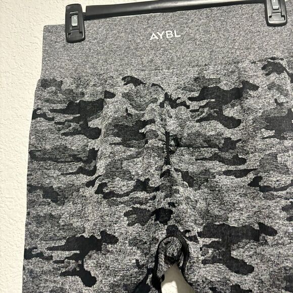 AYBL Women's Motion Seamless Compression Leggings XL Gray Camo High Rise Pull On - Picture 4 of 7